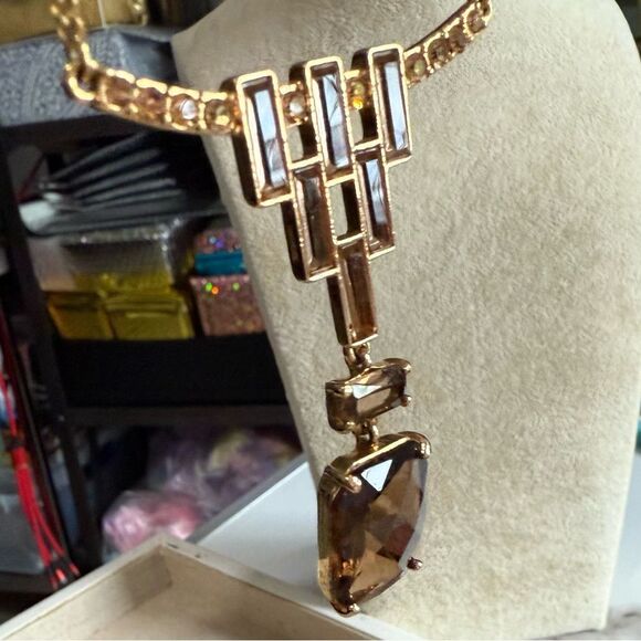 CAROLEE Vintage Gold Necklace with Brown Crystals & Heart Tag – 18” Total - Picture 9 of 17